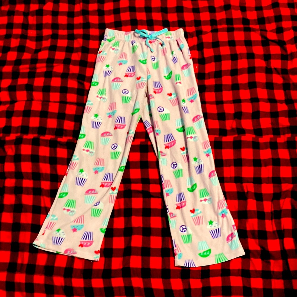 i am selling girls pj pants